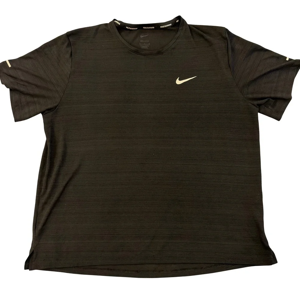 Nike Running Dri-FIT Shirt Mens Large Black Short Sleeve Athletic Training Tee